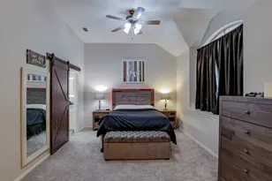 124 Stonecreek Dr, Irving, TX 75063 - Photo 16