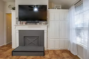 124 Stonecreek Dr, Irving, TX 75063 - Photo 14