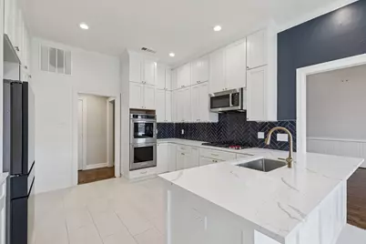 7207 Abrams Place Court, Dallas, TX 75231 - Photo 10