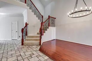 2917 Waterford Dr, Irving, TX 75063 - Photo 4