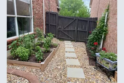 2917 Waterford Drive, Irving, TX 75063 - Photo 24