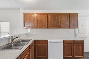 736 Trees Dr, Cedar Hill, TX 75104 - Photo 10