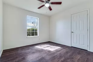 1611 Cedar Bluff Ln, Dallas, TX 75253 - Photo 10