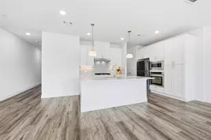 5653 Woodlands Dr, The Colony, TX 75056 - Photo 6