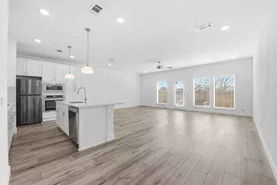 5653 Woodlands Drive, The Colony, TX 75056 - Photo 8