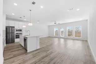 5653 Woodlands Dr, The Colony, TX 75056 - Photo 8