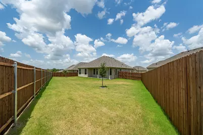 337 Sedalia Trail, Justin, TX 76247 - Photo 20