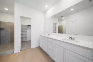 337 Sedalia Trl, Justin, TX 76247 - Photo 12