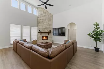 12504 Panther Creek Drive, Godley, TX 76044 - Photo 6