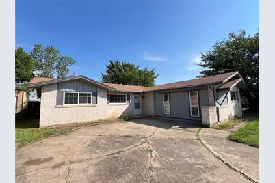 3033 McCarthy Street, Irving, TX 75062 - Photo 2