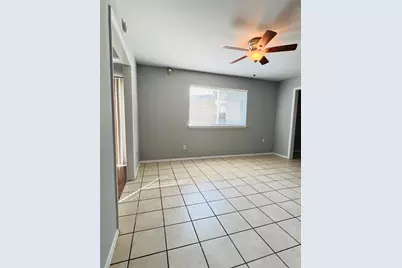 3033 McCarthy Street, Irving, TX 75062 - Photo 4