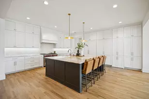 9514 Still Crk Ln, Dallas, TX 75238 - Photo 10