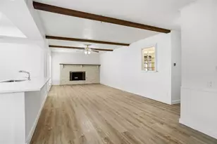 3825 Old Faithful Ct, Irving, TX 75062 - Photo 6