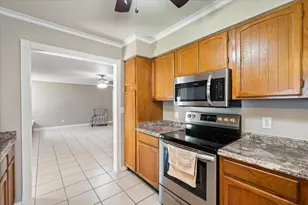 4011 Mountain Vista Dr, Granbury, TX 76048 - Photo 10