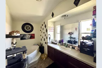 5024 Buffalo Court S, Fort Worth, TX 76119 - Photo 16