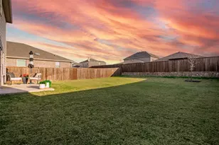 1024 Vernon Dr, Aubrey, TX 76227 - Photo 2