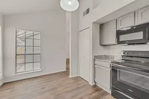 1362 Southridge Dr, Lancaster, TX 75146 - Photo 10