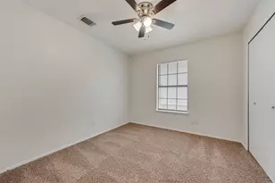 1362 Southridge Dr, Lancaster, TX 75146 - Photo 18