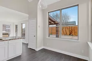 5204 Sherburne Dr, Arlington, TX 76018 - Photo 12