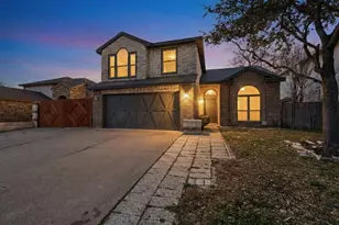 5204 Sherburne Dr, Arlington, TX 76018 - Photo 1