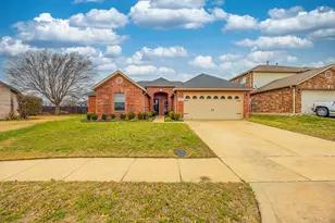5260 Dillon Cir, Haltom City, TX 76137 - Photo 1