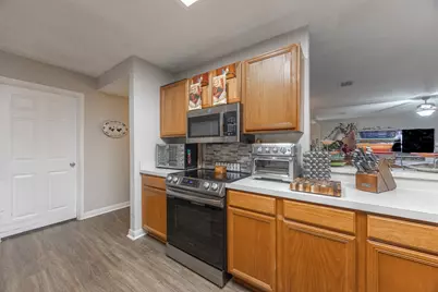 5260 Dillon Circle, Haltom City, TX 76137 - Photo 10