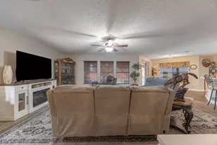 5260 Dillon Cir, Haltom City, TX 76137 - Photo 18