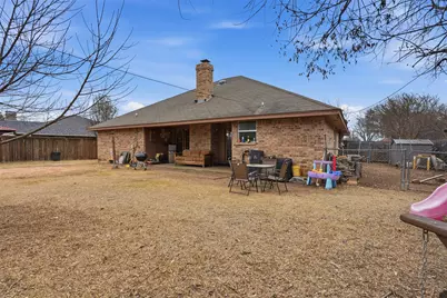 704 Daniels Drive, Crowley, TX 76036 - Photo 38