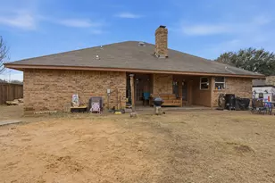 704 Daniels Dr, Crowley, TX 76036 - Photo 36