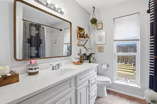 704 Daniels Dr, Crowley, TX 76036 - Photo 24