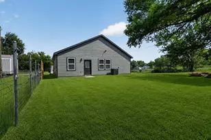 2921 Blackjack Ln, Granbury, TX 76048 - Photo 8