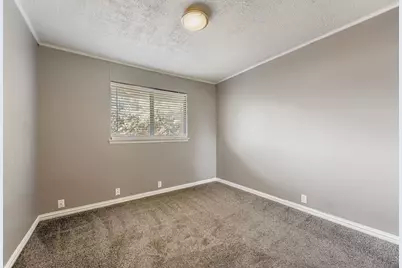 11907 Leisure Drive, Dallas, TX 75243 - Photo 14