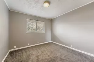 11907 Leisure Dr, Dallas, TX 75243 - Photo 14