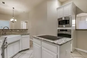 883 San Jacinto Dr, Grand Prairie, TX 75052 - Photo 26