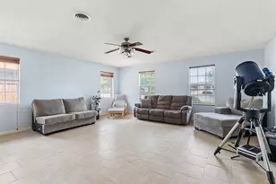 1010 Nina St, Bowie, TX 76230 - Photo 30