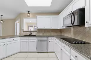 4914 Spring Creek Rd, Arlington, TX 76017 - Photo 14