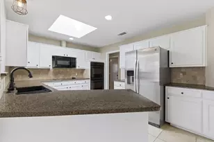 4914 Spring Creek Rd, Arlington, TX 76017 - Photo 12