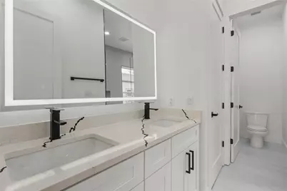 306 E Seventh Street, Dallas, TX 75203 - Photo 10