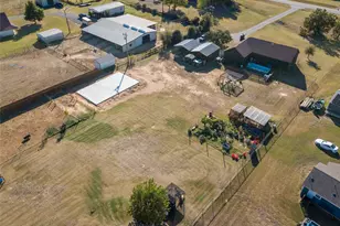 128 McCrae Ln, Boyd, TX 76023 - Photo 38