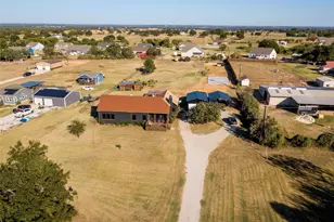 128 McCrae Ln, Boyd, TX 76023 - Photo 32