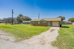 1513 Coral Cut Off, Pelican Bay, TX 76020 - Photo 18