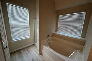 1026 Elm Dr, Aubrey, TX 76227 - Photo 8