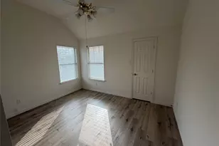 1026 Elm Dr, Aubrey, TX 76227 - Photo 12