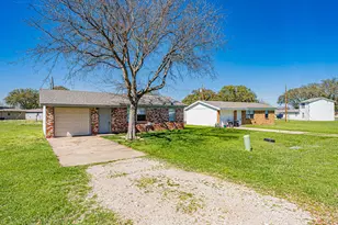 1517 Coral Cut Off, Pelican Bay, TX 76020 - Photo 2