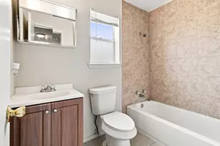1572 Reef Dr, Pelican Bay, TX 76020 - Photo 4