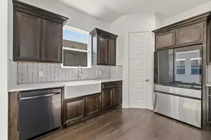 1726 Driskell St, Dallas, TX 75215 - Photo 18