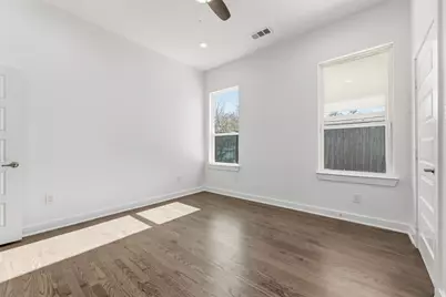 1726 Driskell Street, Dallas, TX 75215 - Photo 30