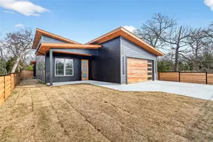 124 Aztec Dr, Mabank, TX 75156 - Photo 2