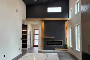 124 Aztec Dr, Mabank, TX 75156 - Photo 2