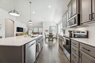 204 Magnolia Dr, Azle, TX 76020 - Photo 8